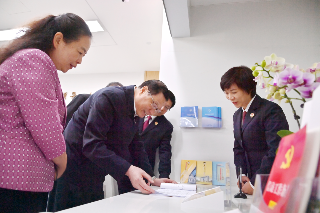太阳娱乐城